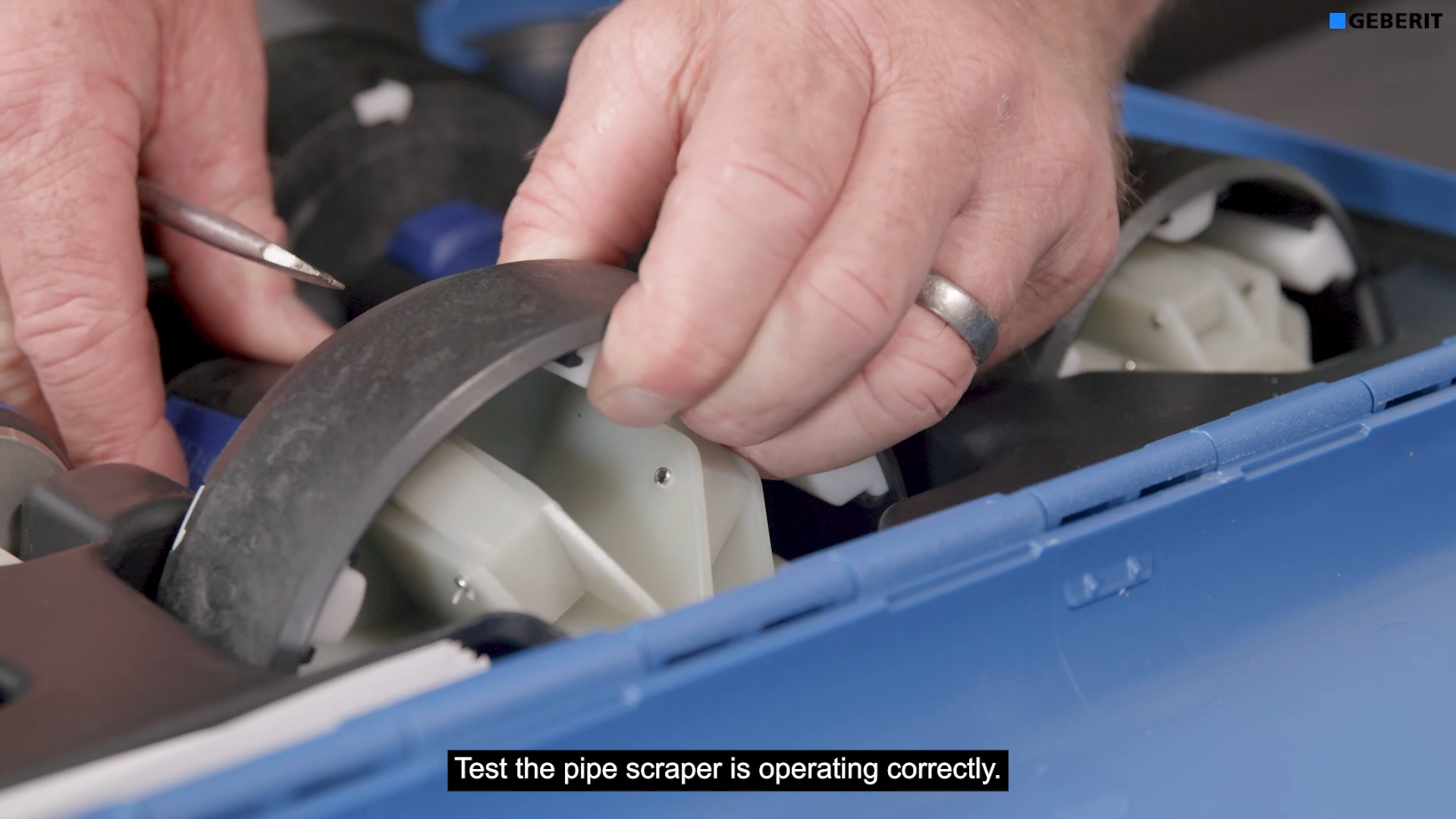 Geberit pipe scraper care & maintenance: sliding segment replacement