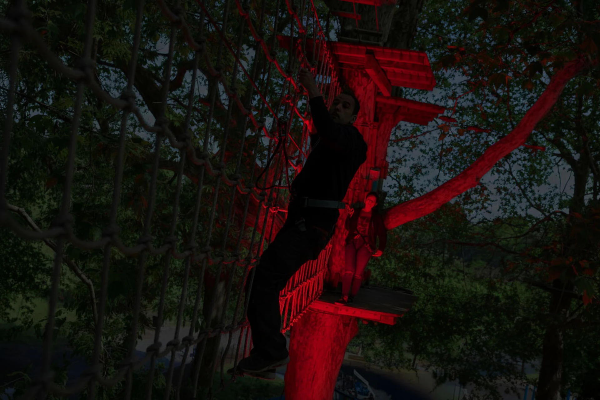 A couple enjoy Treetop Dates on Valentine's Day at Go Ape