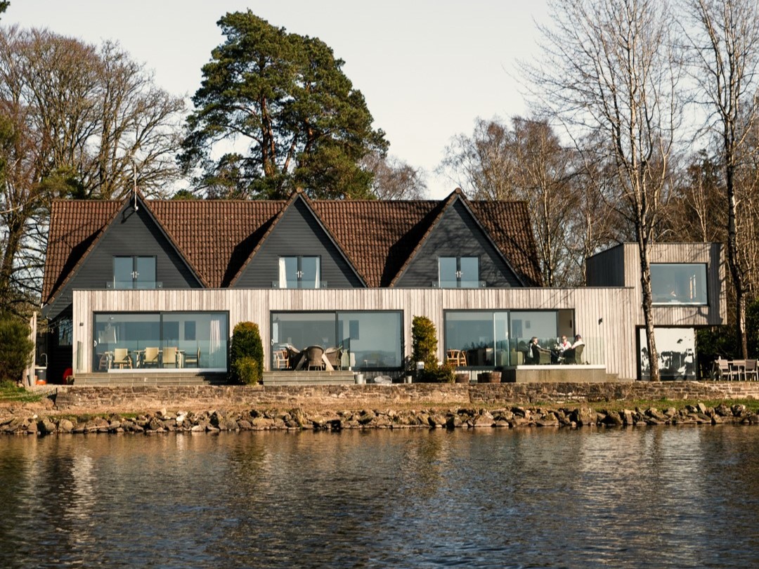Holiday chalets by a lakeside