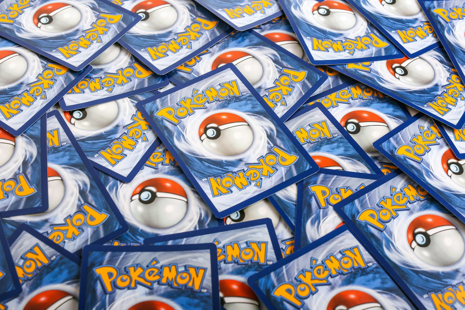 Cover image for Going deep into Prismatic Evolutions