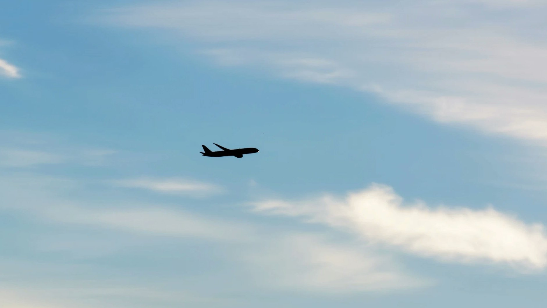 avion en vol au MET