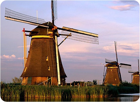 5 windmills on a river in the Netherlands