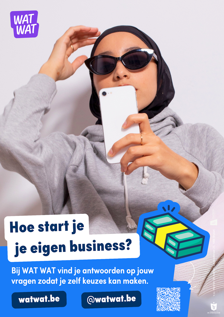 posterbeeld van jongere met hoofddoek en smartphone met tekst: hoe start je je eigen business?