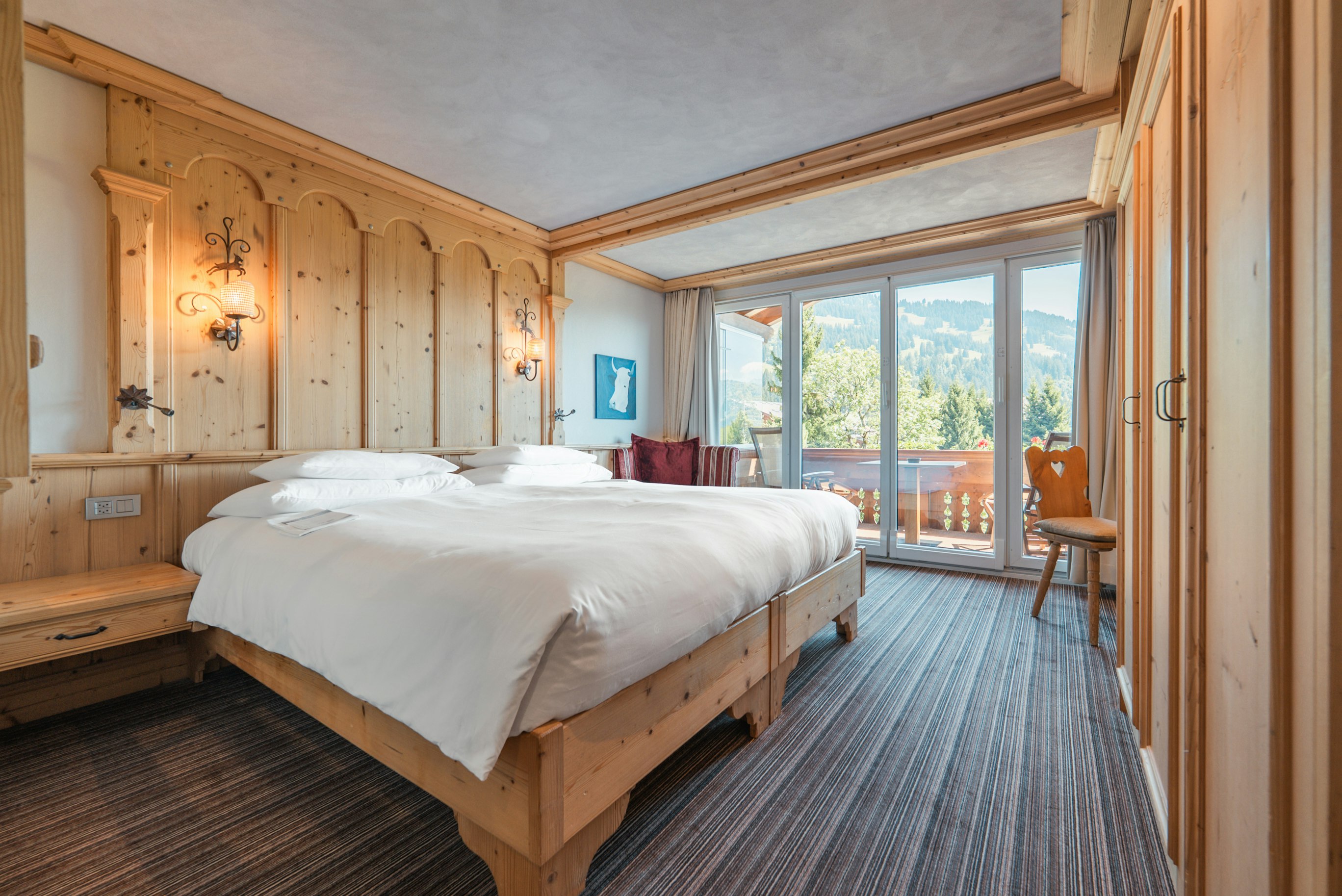 Gstaad Junior Suite with carpet
