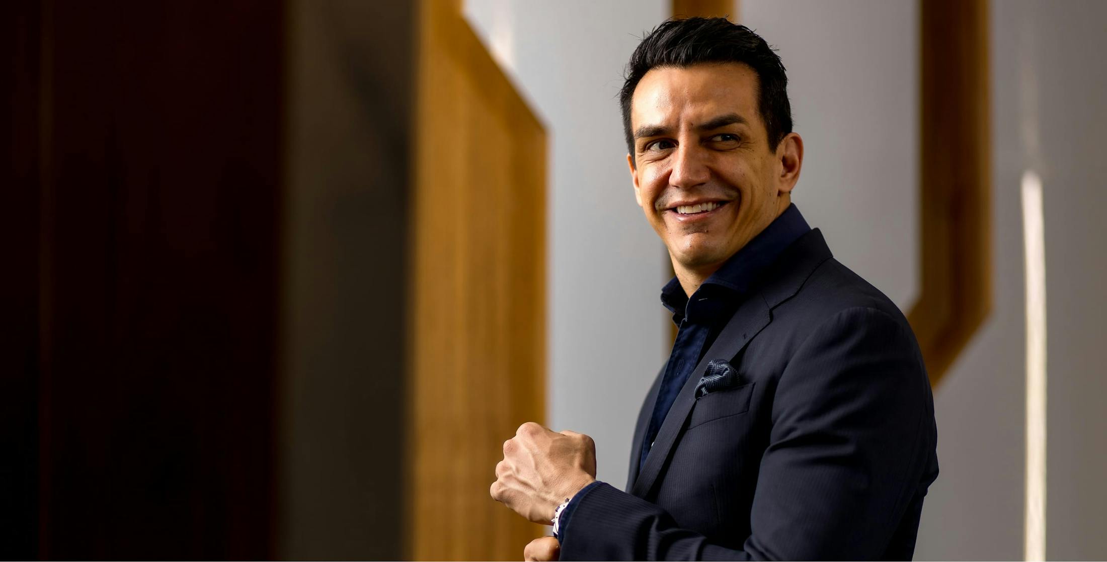 Dr. Charles Galanis