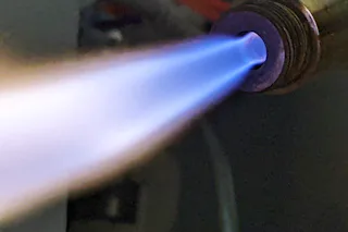 H₂ flame Flame of an H₂ gas burner.