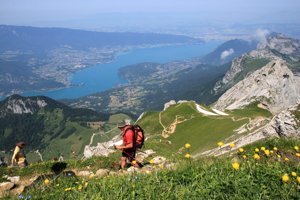 Randonnée en montagne autour du Lac d'Annecy