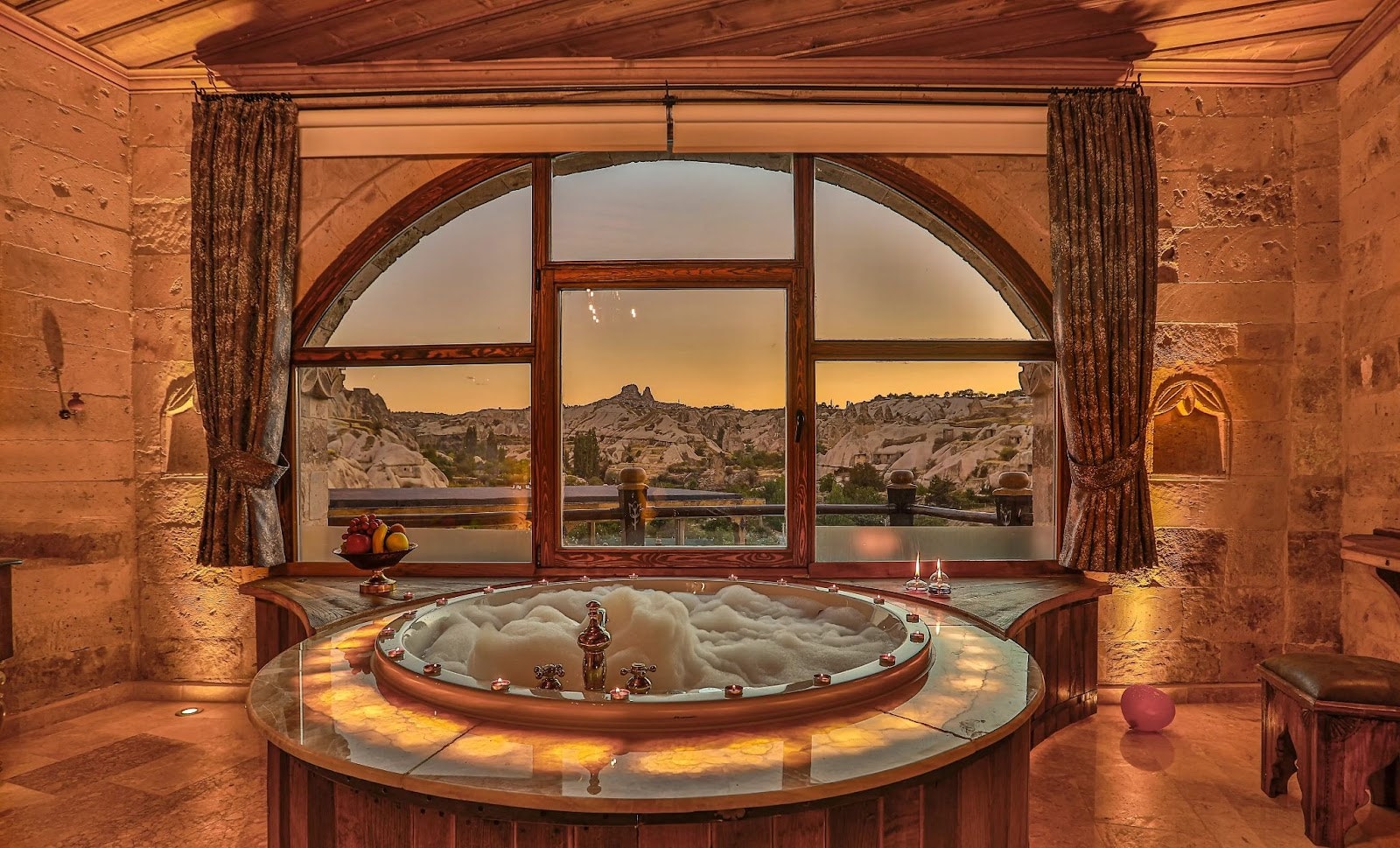 Отель Şah Saray Cave Suites в Невшехире