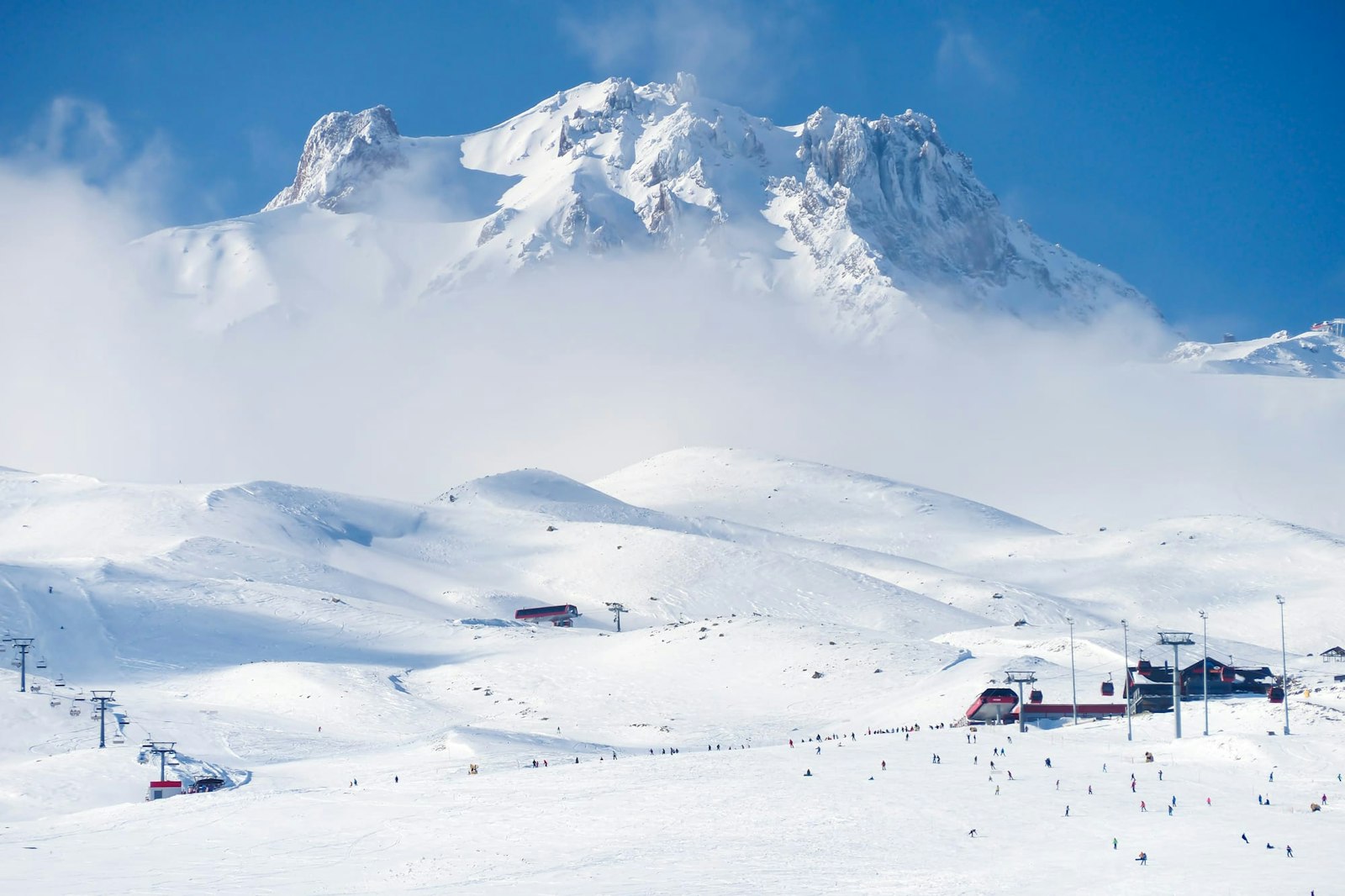 Erciyes has the distinction of being Türkiye's highest ski resort