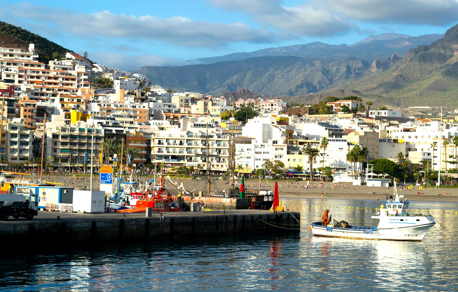 Büyüleyici volkan manzaraları ile Tenerife