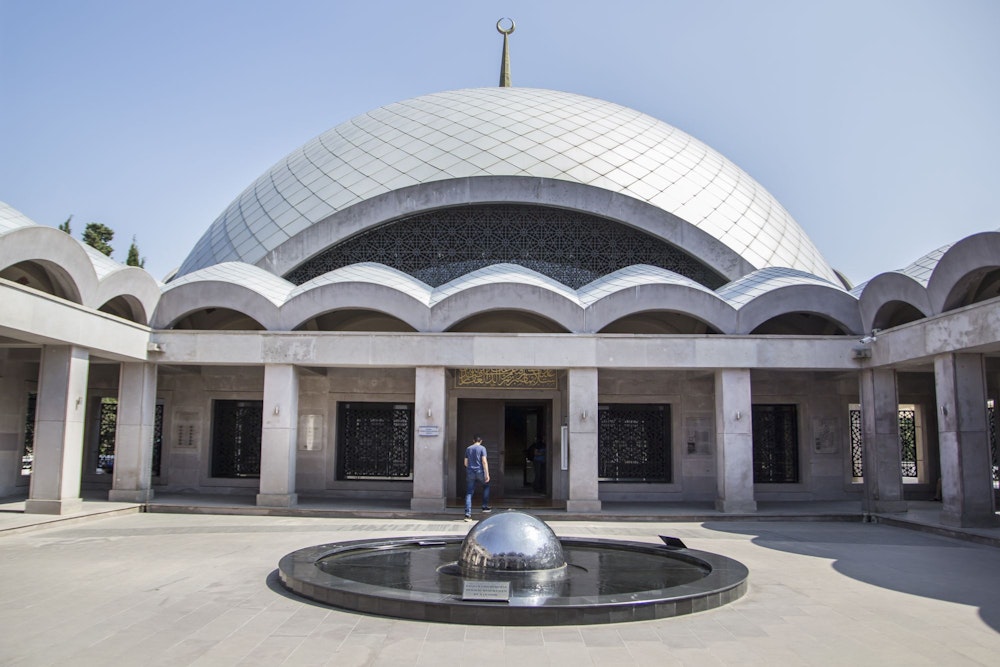 Moderne Şakirin-Moschee im Stadtteil Üsküdar in Istanbul