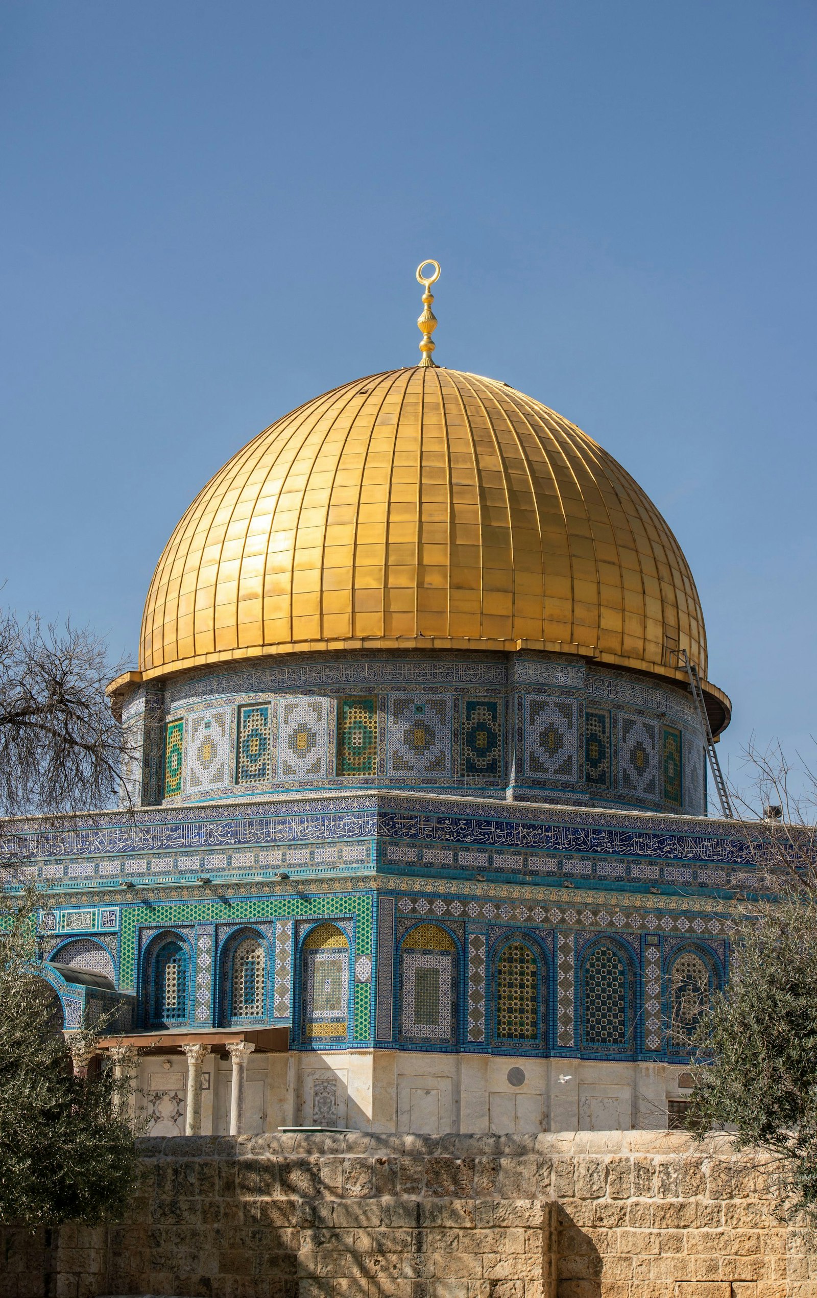 Dôme du Rocher dans le complexe sacré d'Al-Aqsa