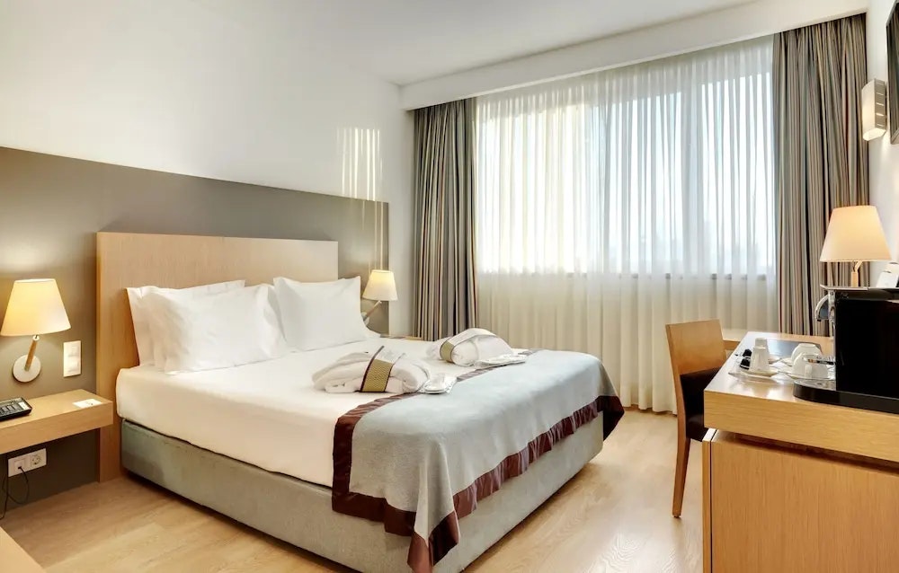 Mercure Lisboa Almada