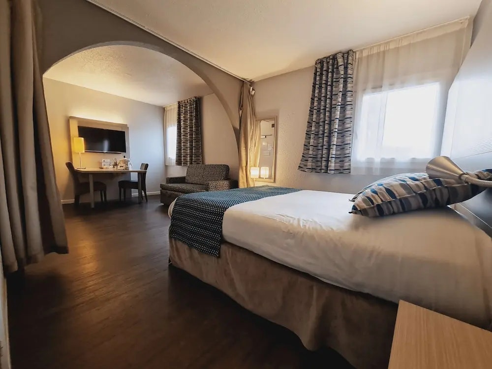 Hotel Kyriad Marseille Palais des Congrès - Vélodrome