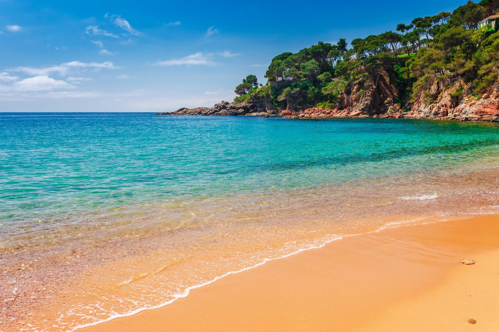 Sandstrand an der Costa Brava