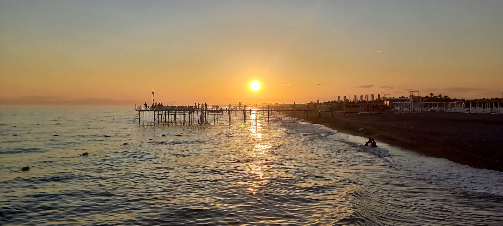 Семейный пляж в Selge Beach