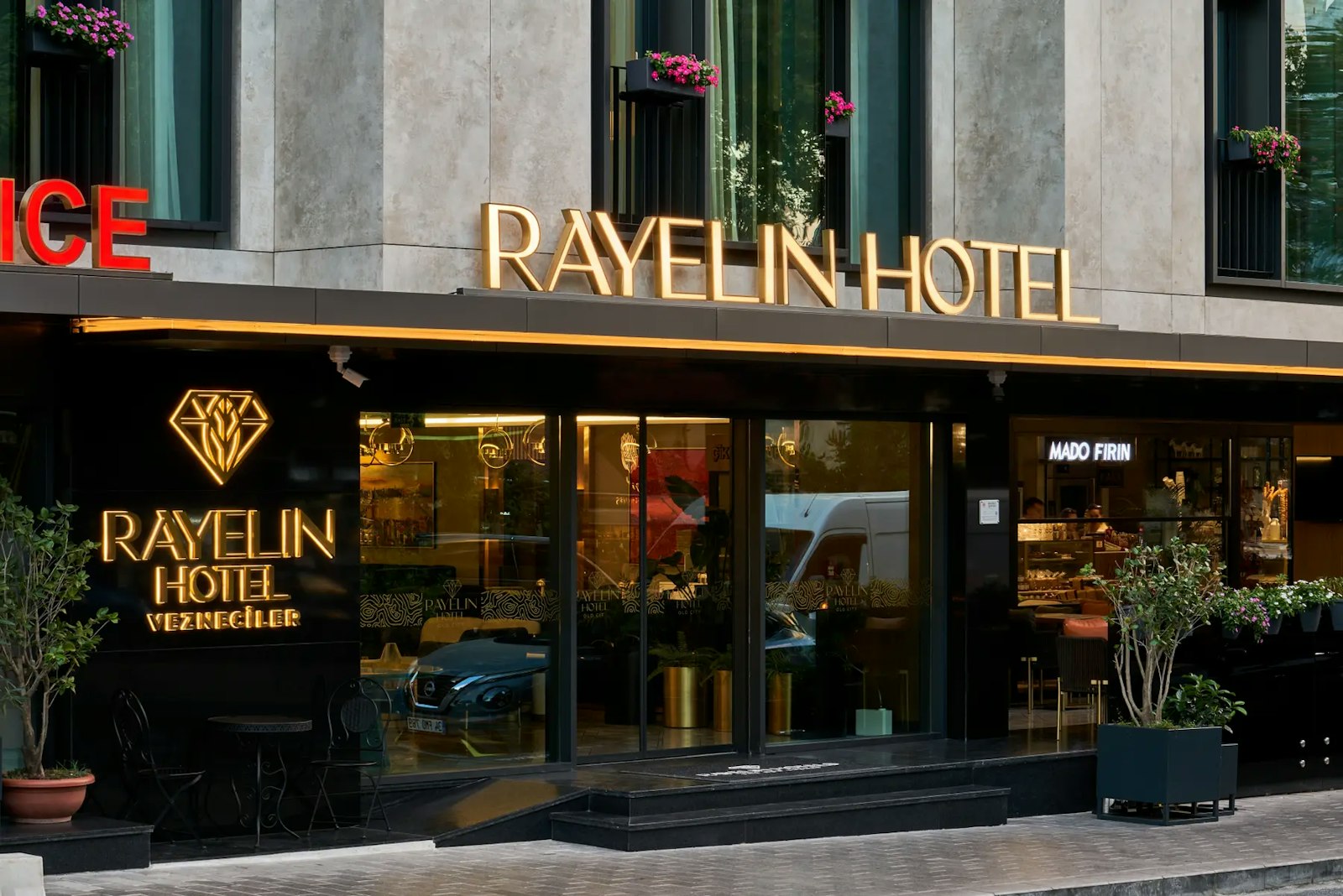 Rayelin Hotel Old City