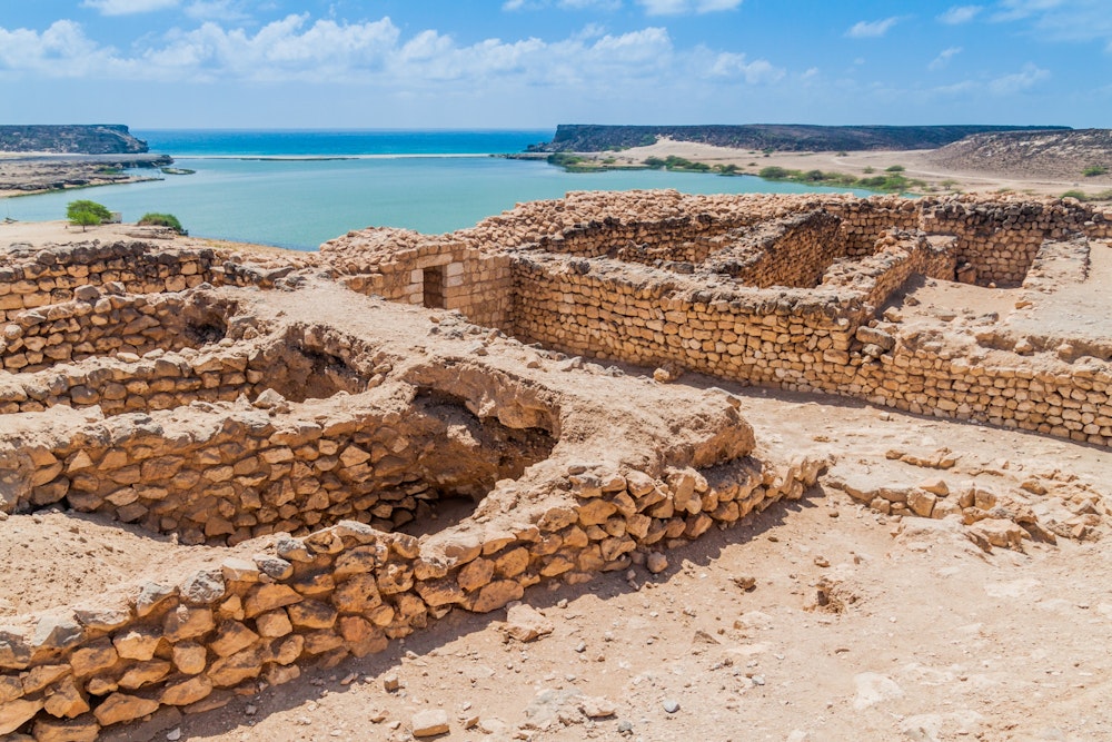 Ruins of ancient town Khor Rori