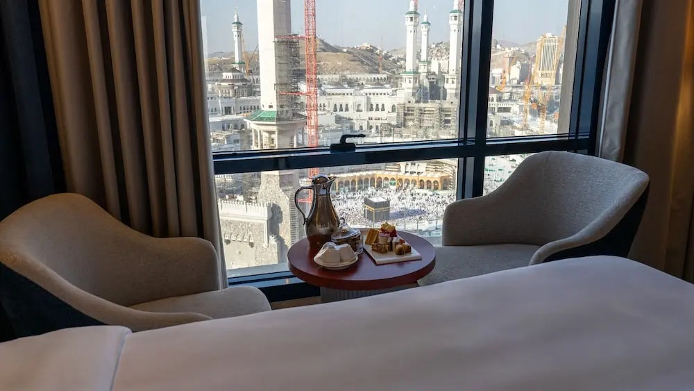 Hotel with Kaaba View