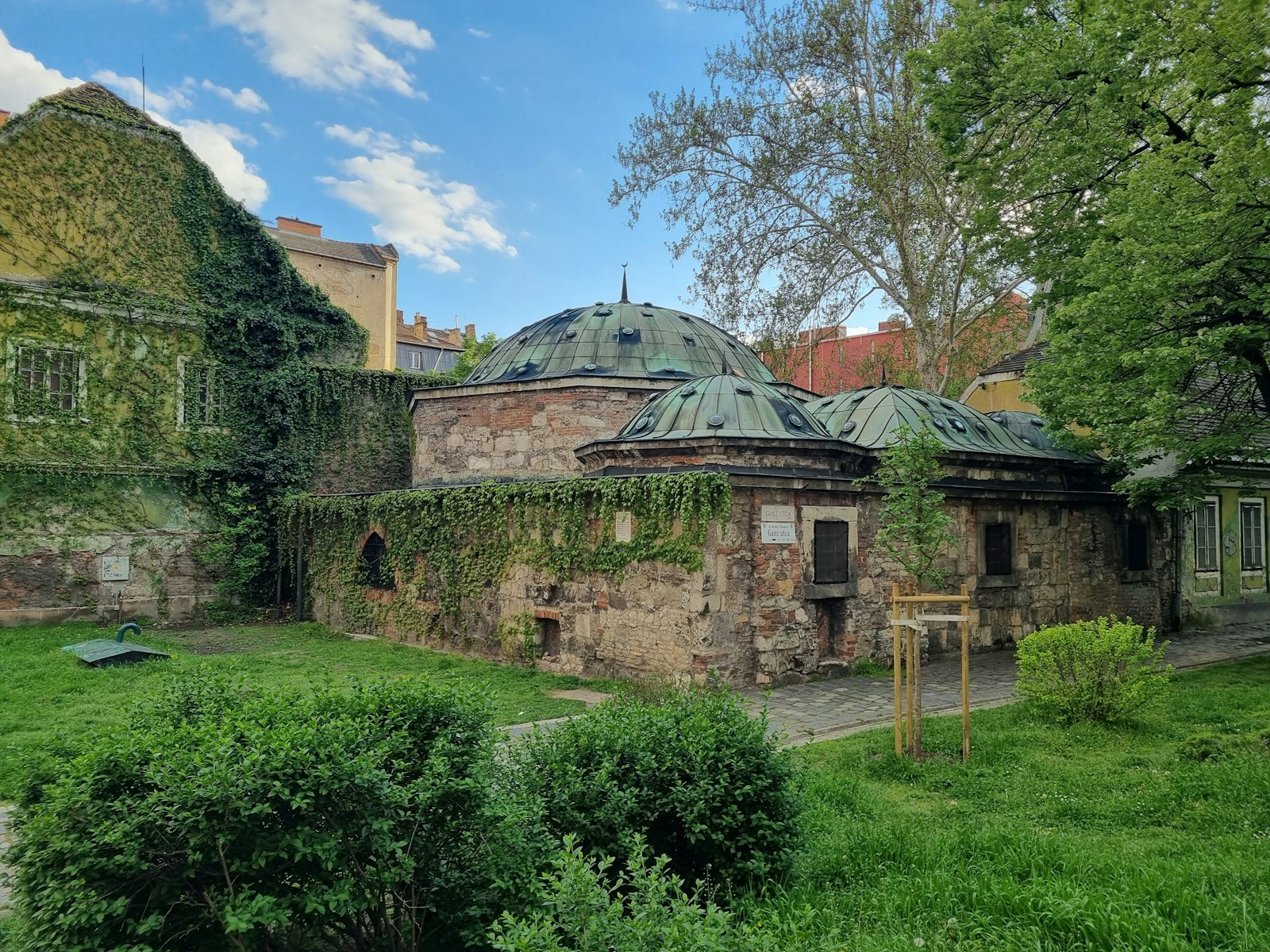 Király Thermal Bath