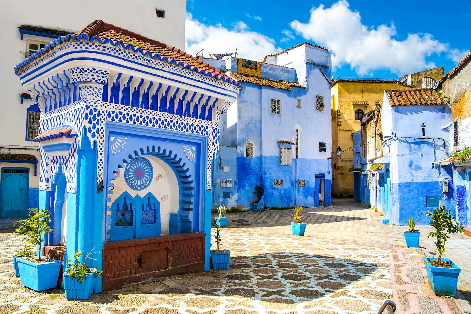 Square in Chefchaouen, the blue city