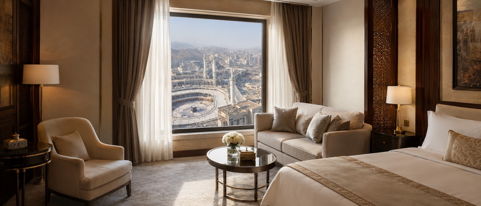 Best Hotels in Makkah: Top Stays Near the Haram