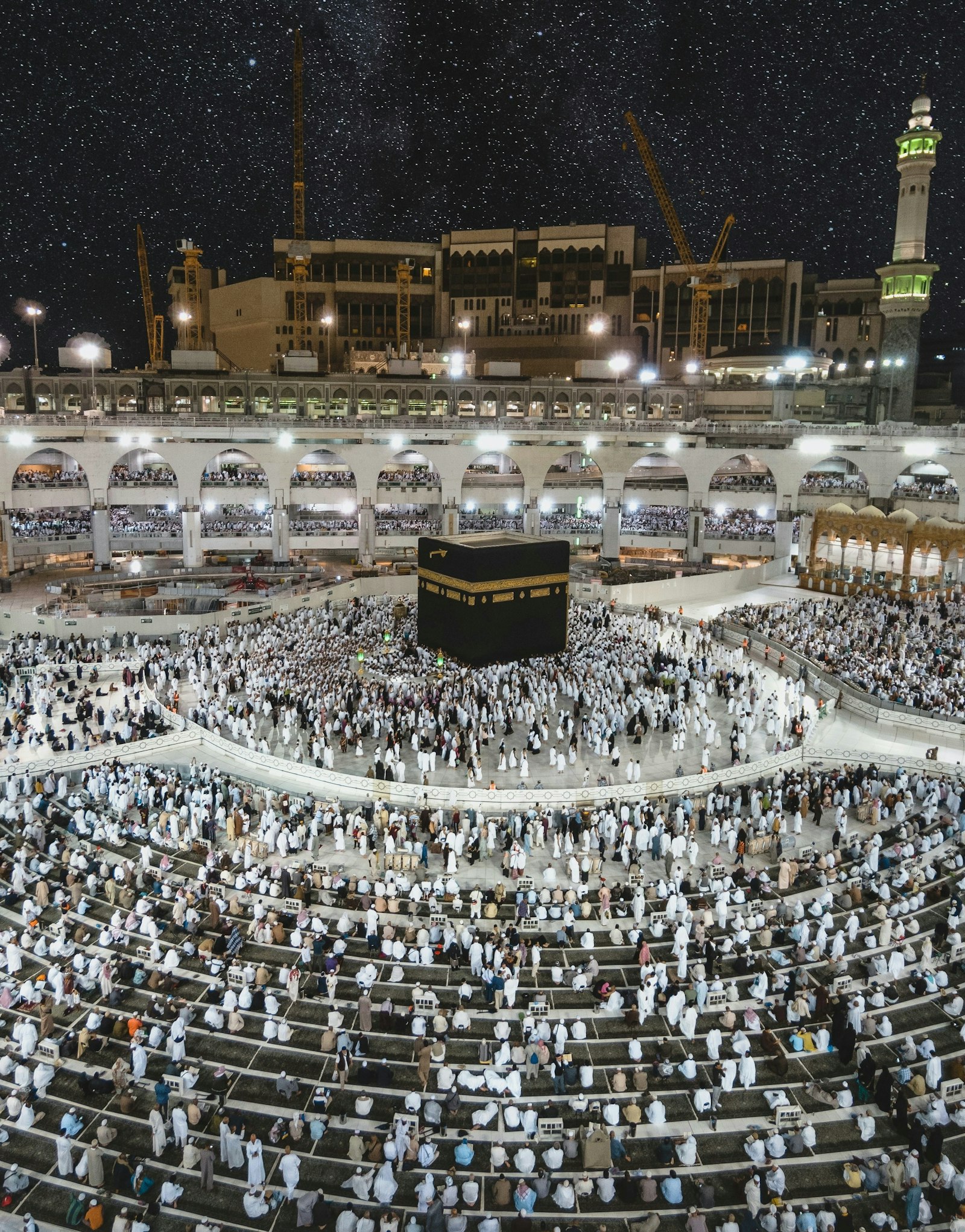 Night prayer in Kaaba
