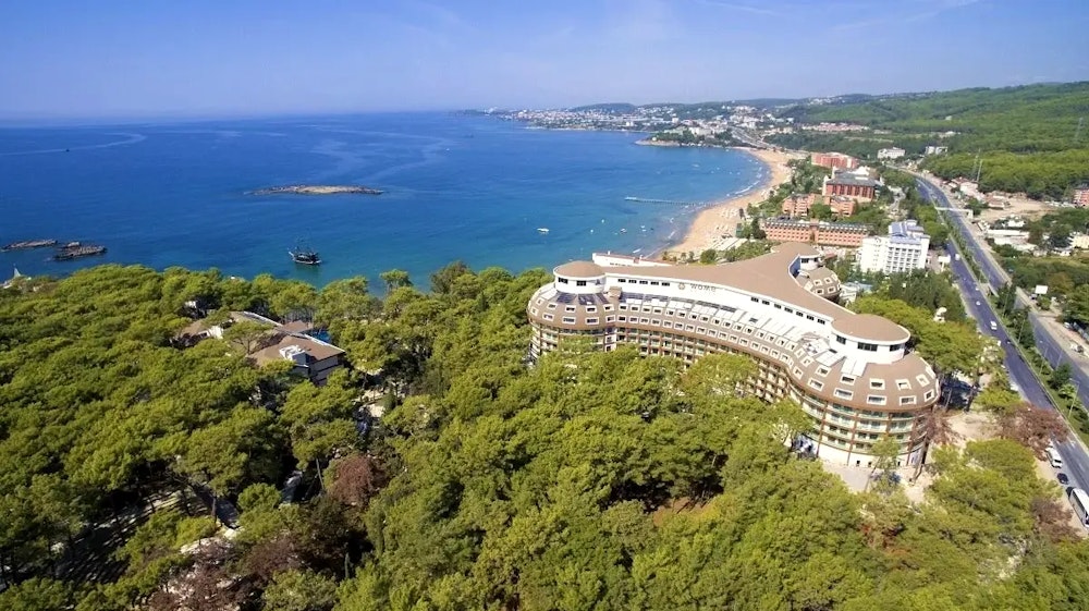Key Features of Wome Deluxe: One of Türkiye's Leading Halal Resorts