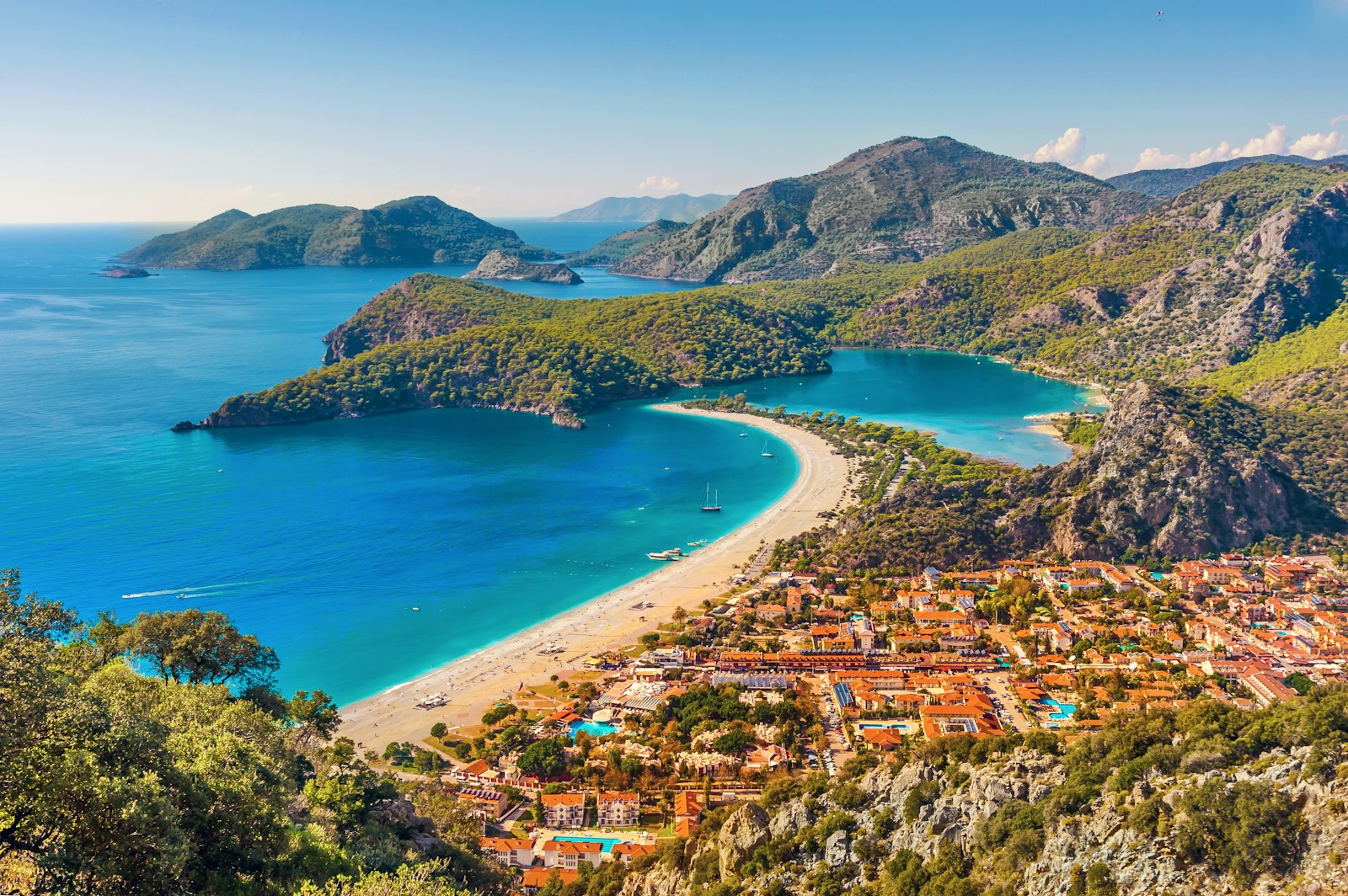 Fethiye'de Gezilecek En İyi 10 Yer ve İslami Tatil Rehberi