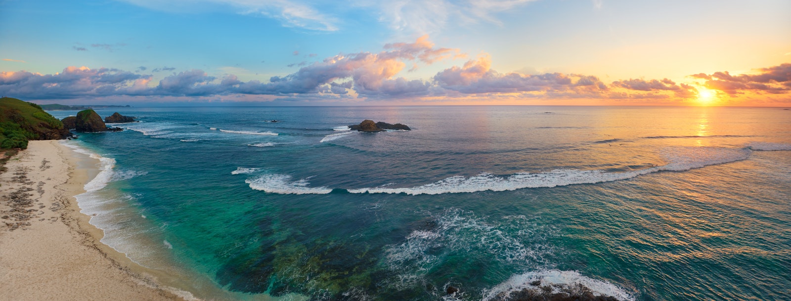 Sonnenuntergang am Strand von Kuta, Bali