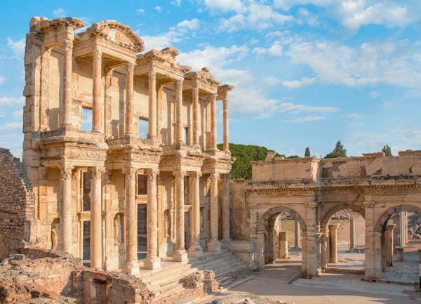 7 gecə: İskəndəriyyədən İstanbula və Egey dənizinə
