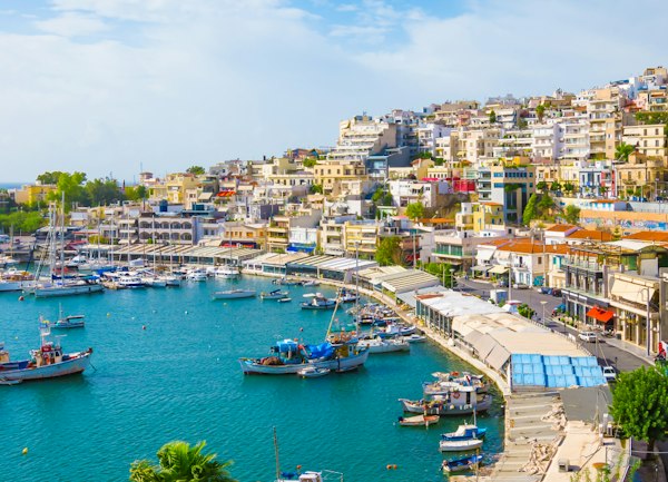 14 gecə: canlı şəhərlər və gözəl Aralıq dənizi sahilləri