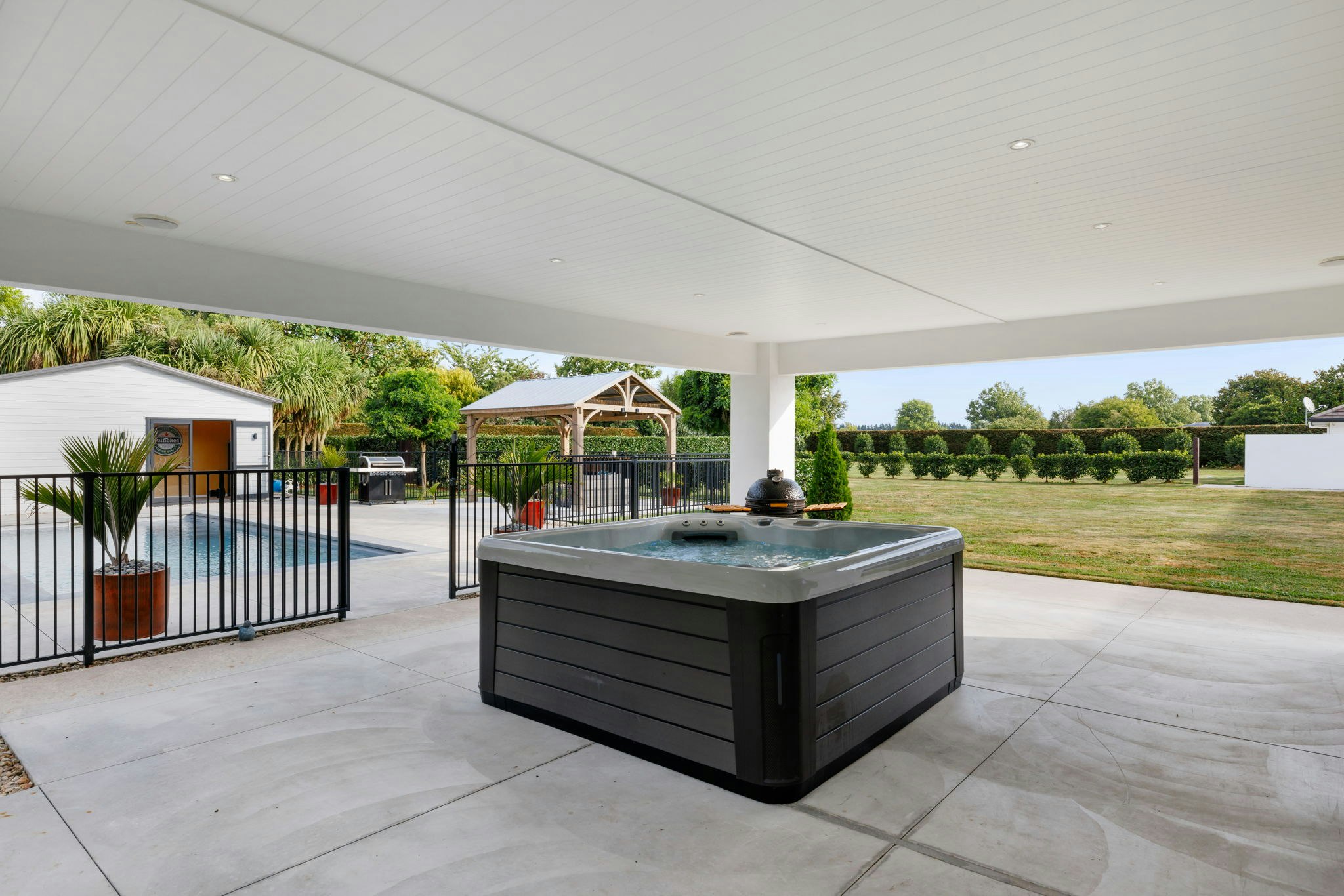 hot tub