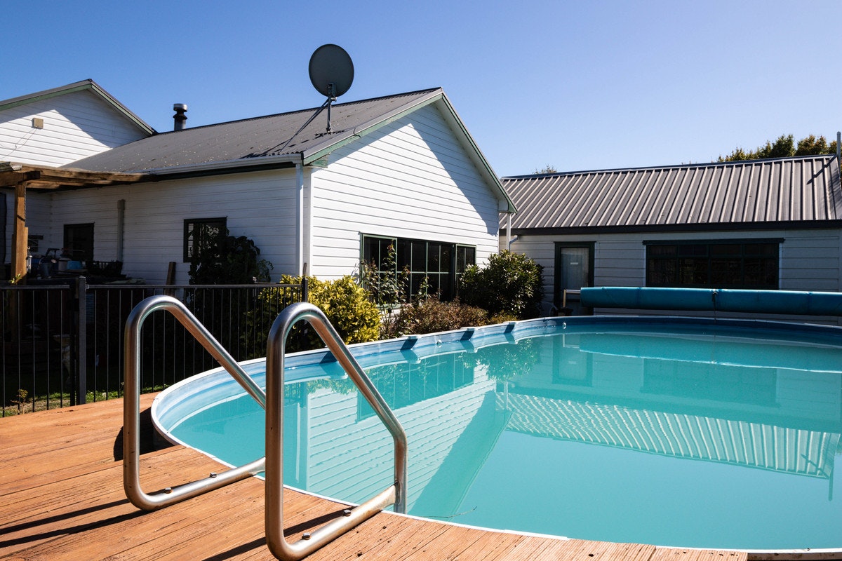 pool