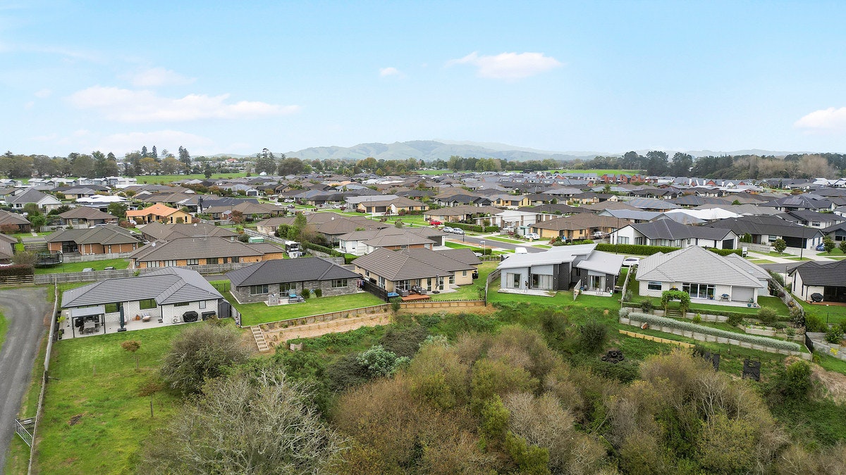 suburb