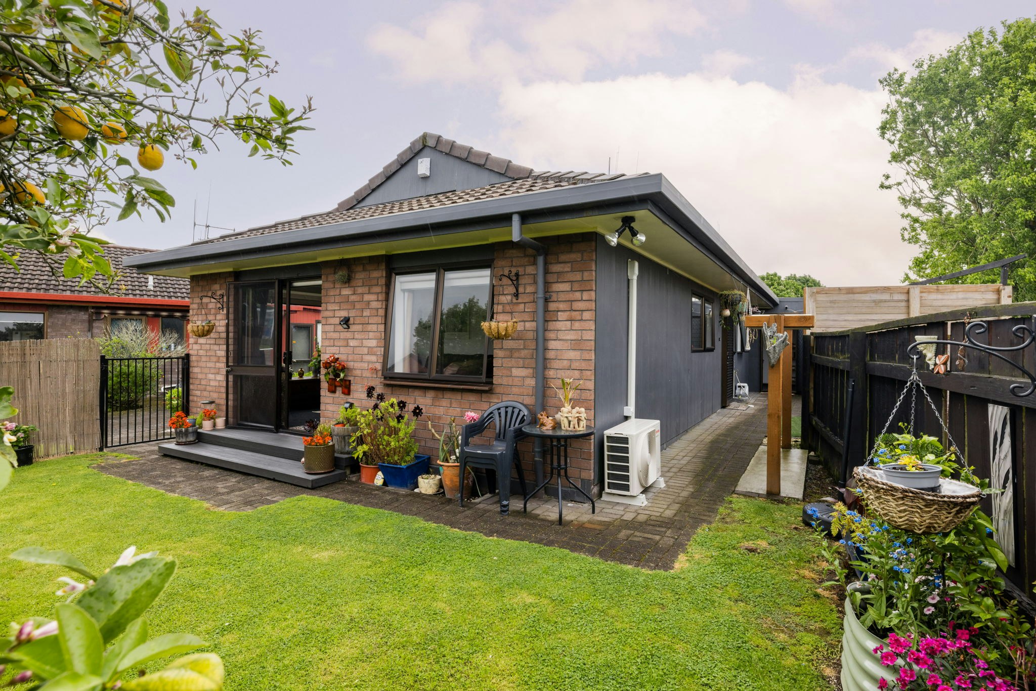 cottage