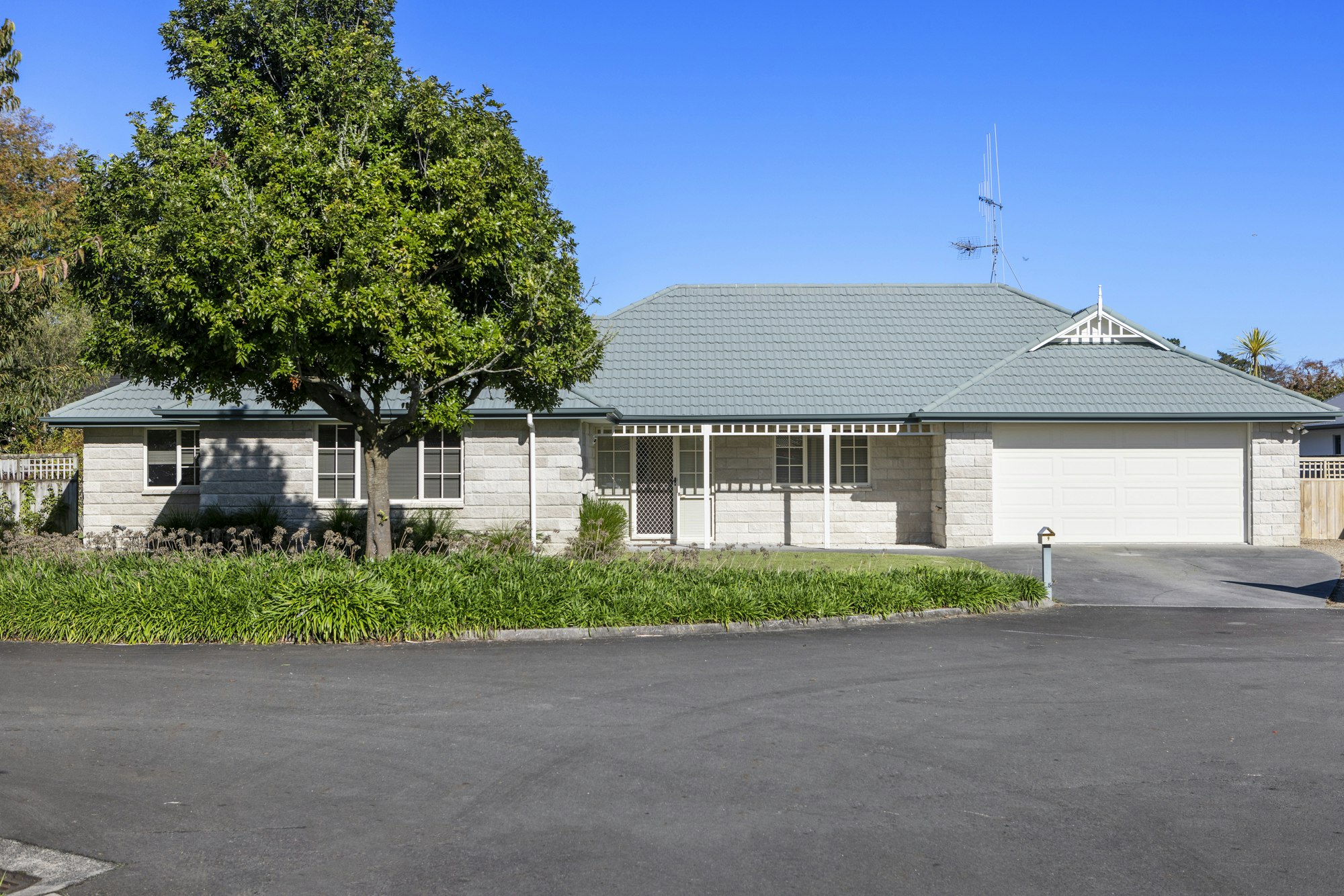 garage