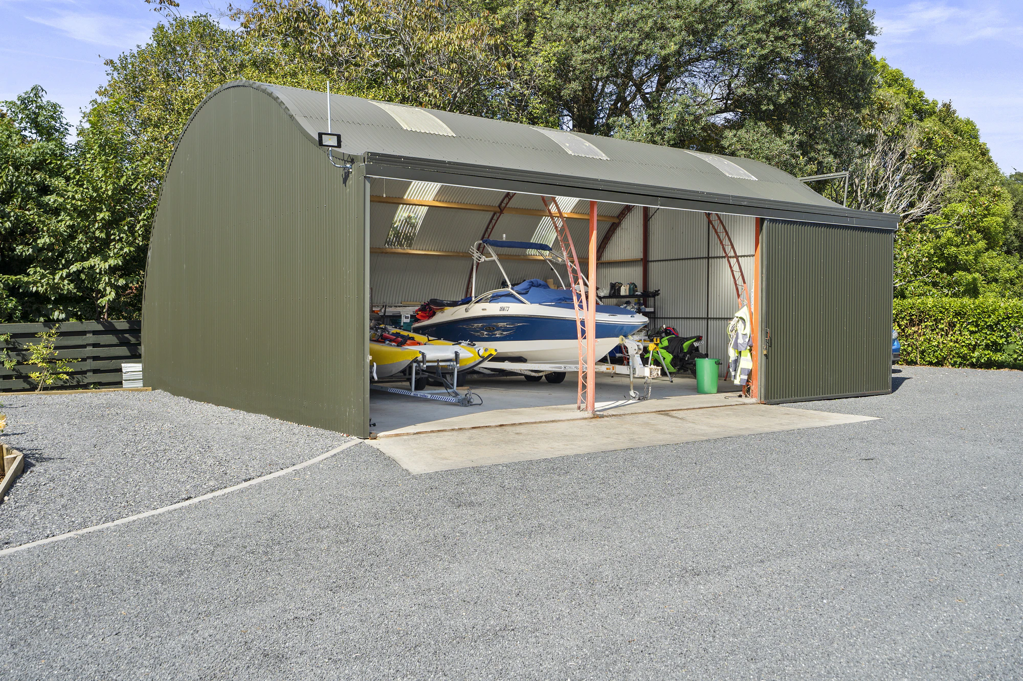 garage
