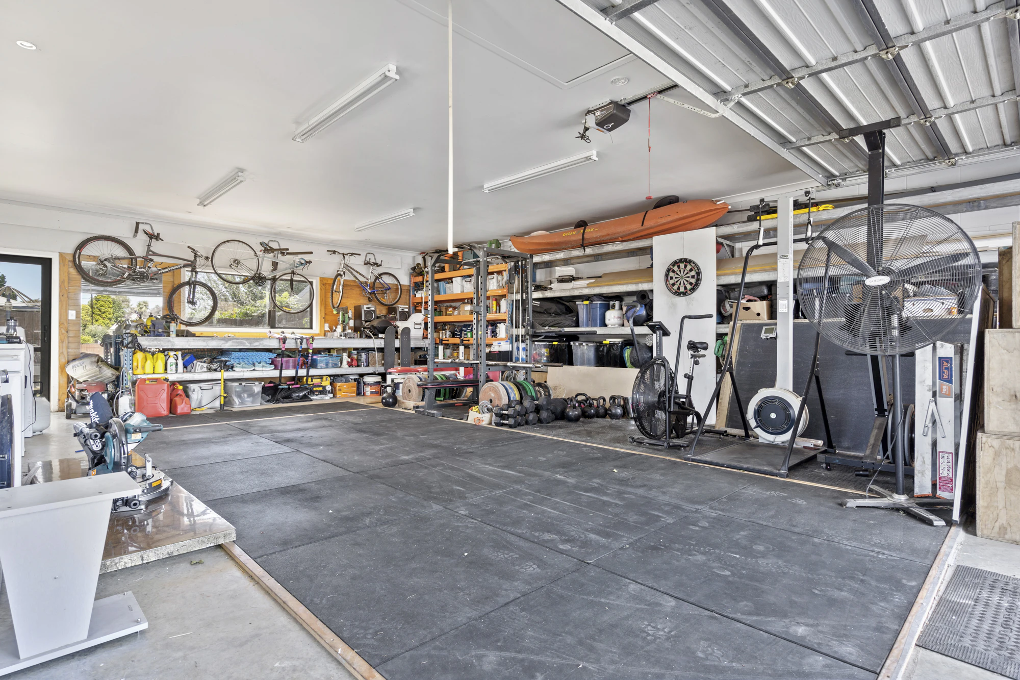 garage