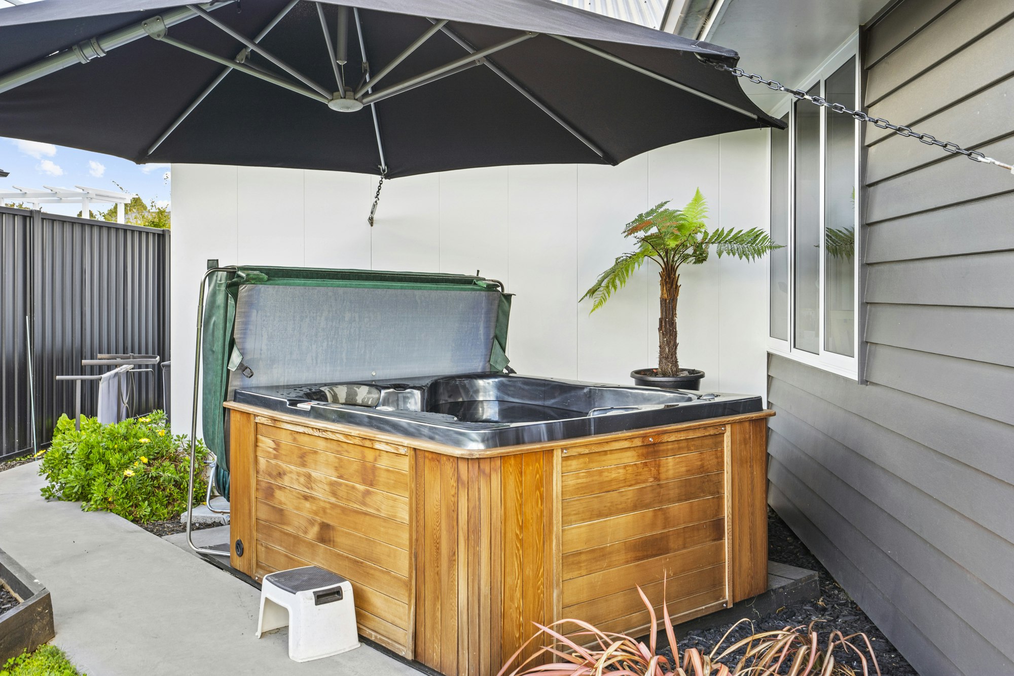 hot tub