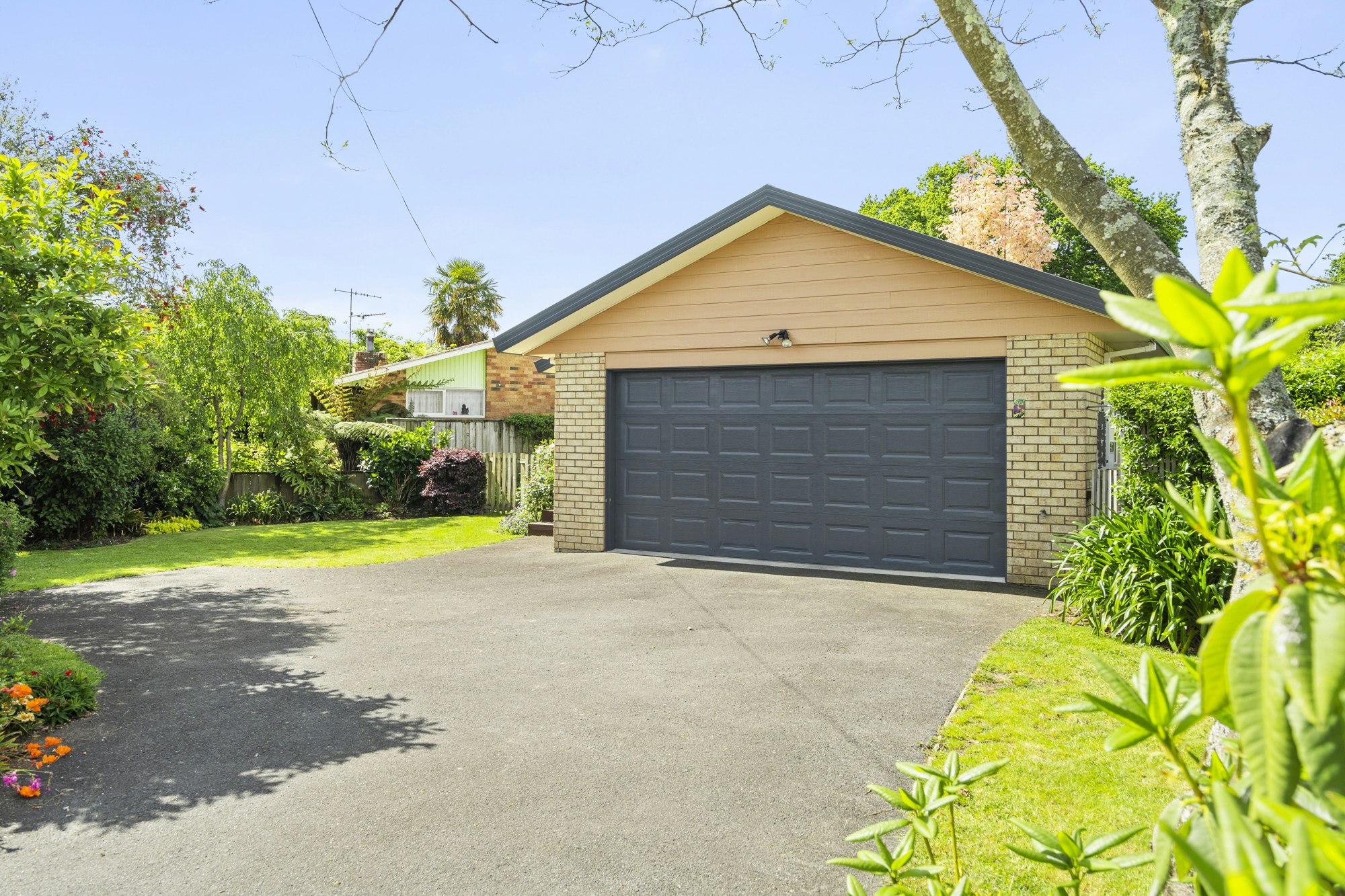 garage