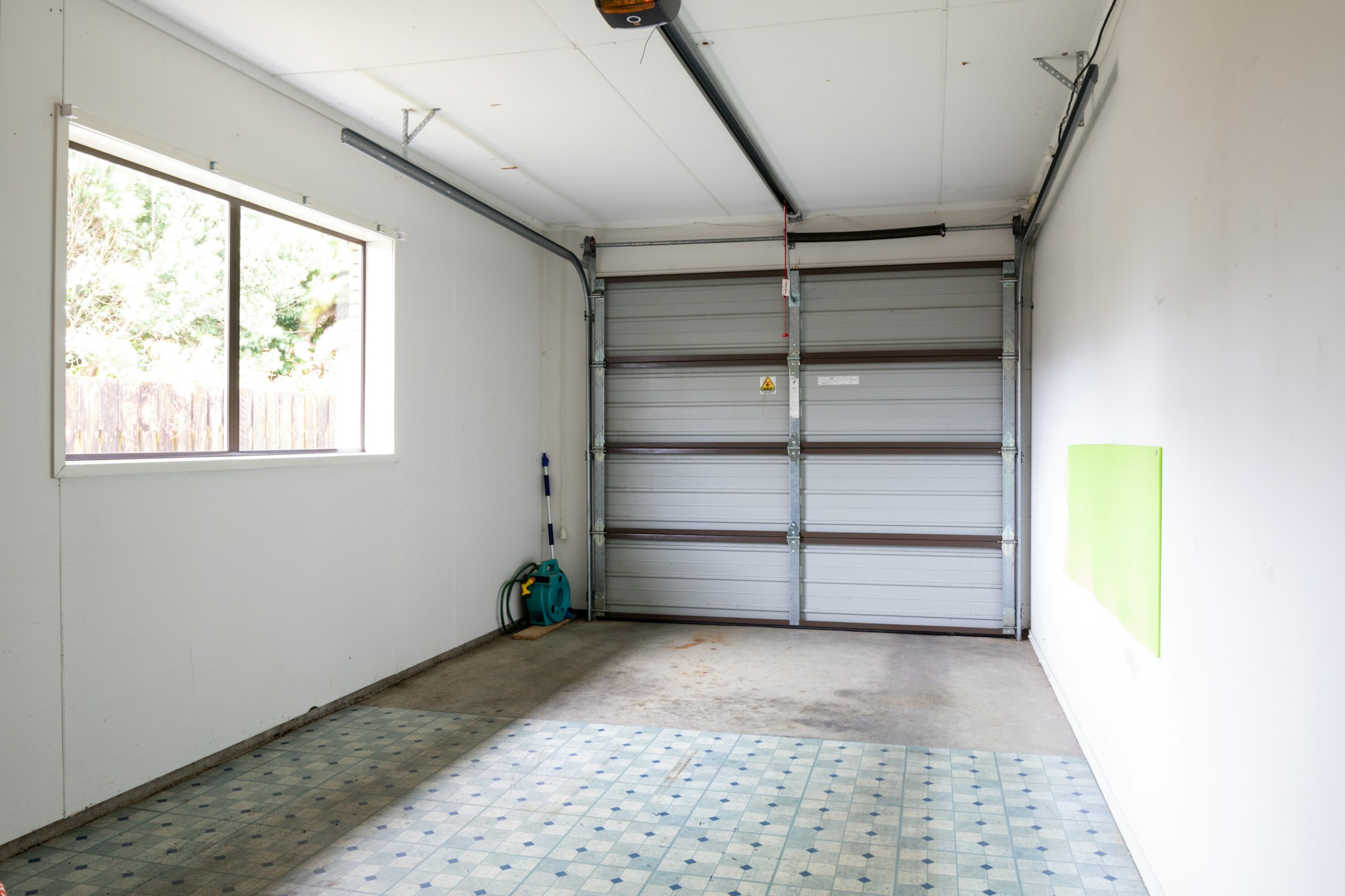 garage