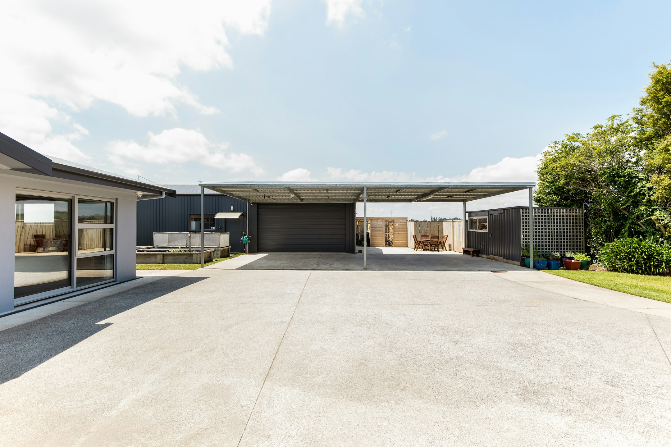 garage