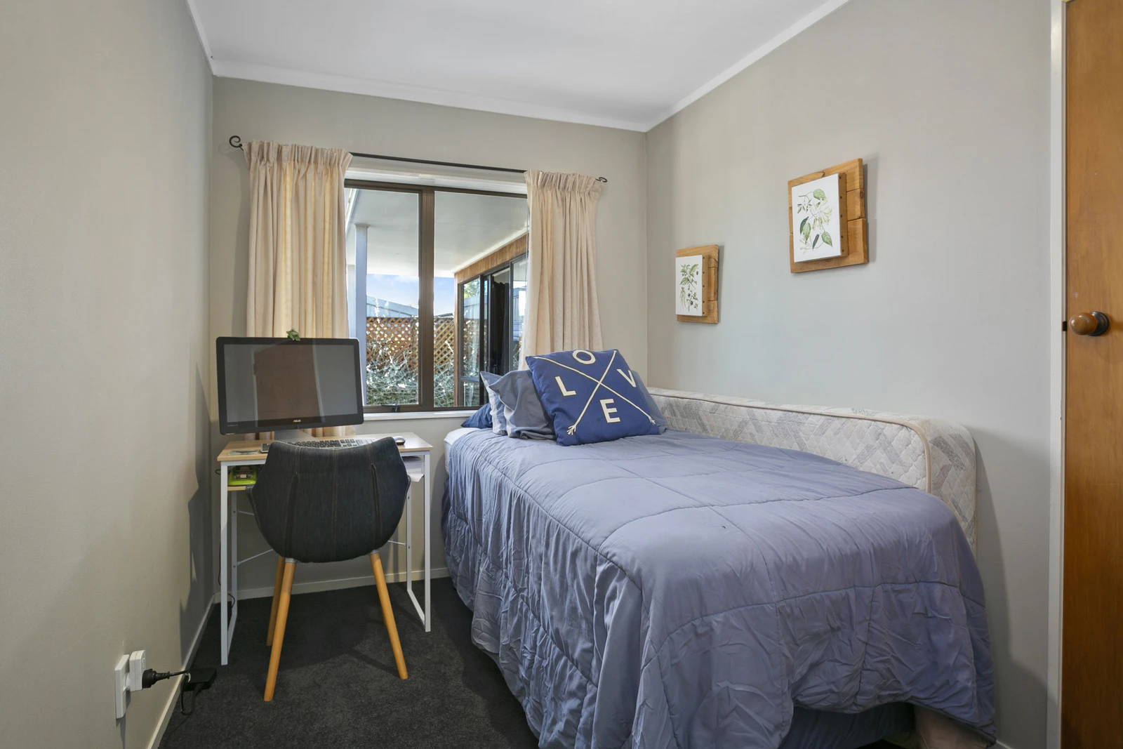 bed
