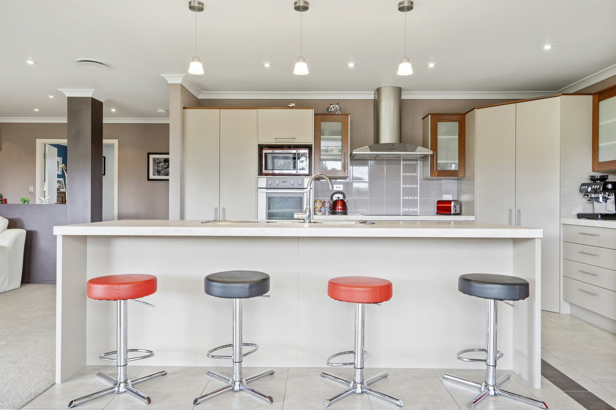 bar stool