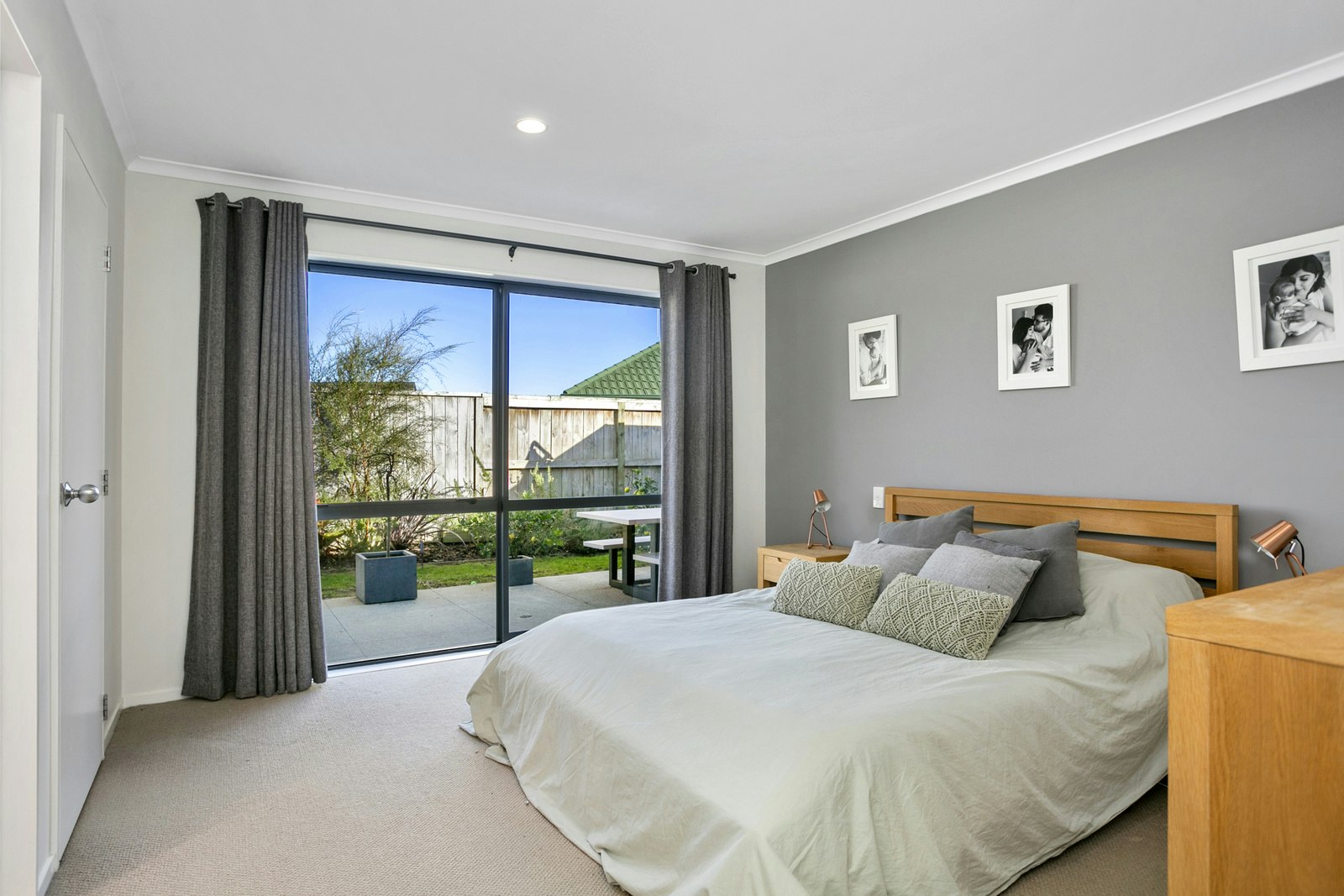 bed