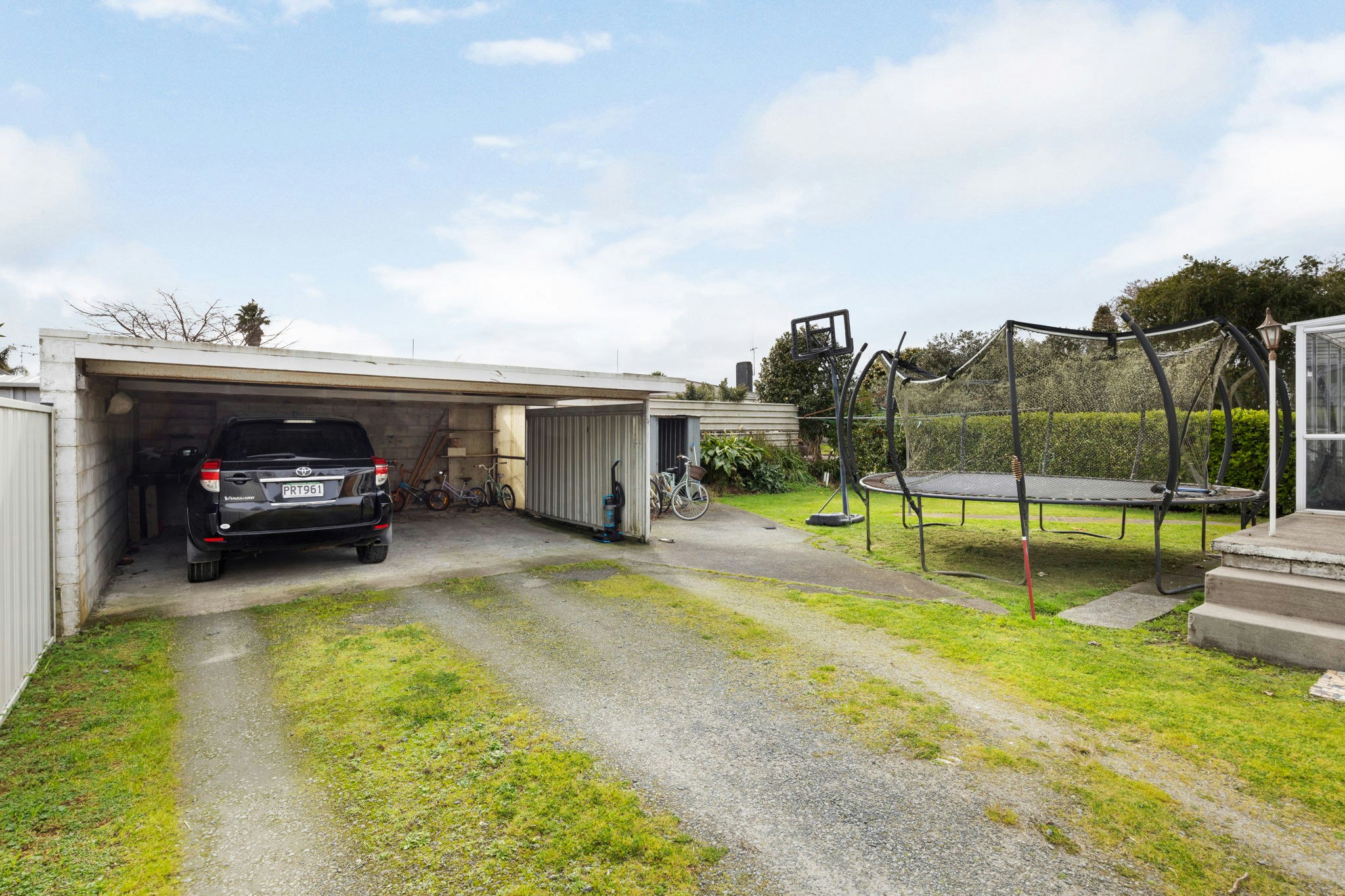 garage