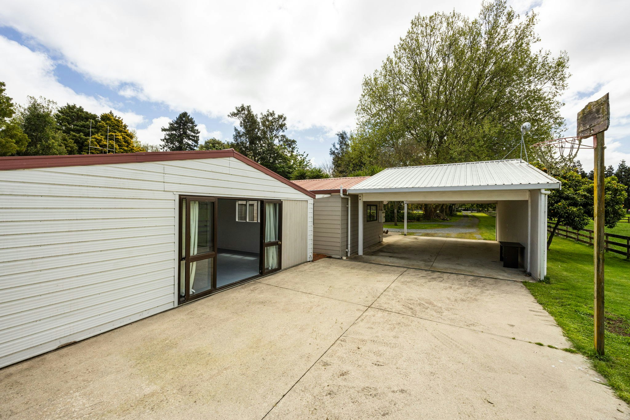 garage