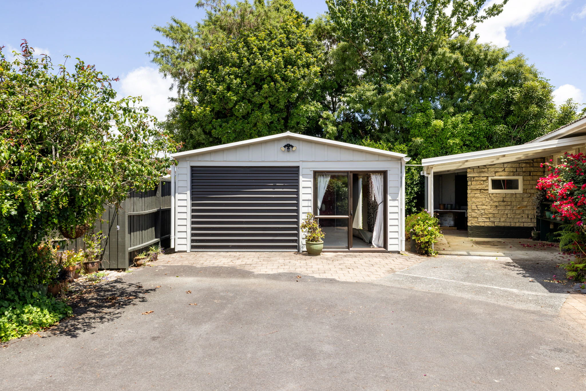 garage