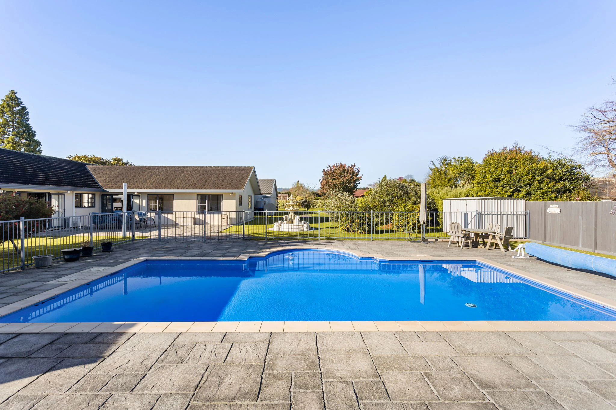 pool